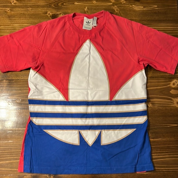 adidas Tops - Adidas Logo Tee